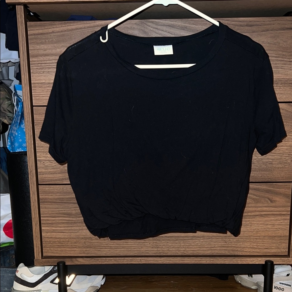 Black tee loosely crop top